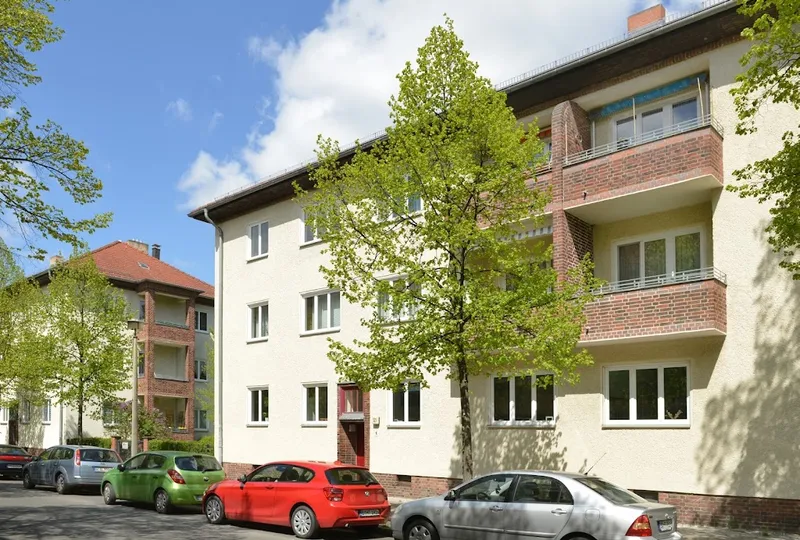 Ruhig wohnen, neu genießen: Wohnung mit Renovierungsupgrade — photo 1
